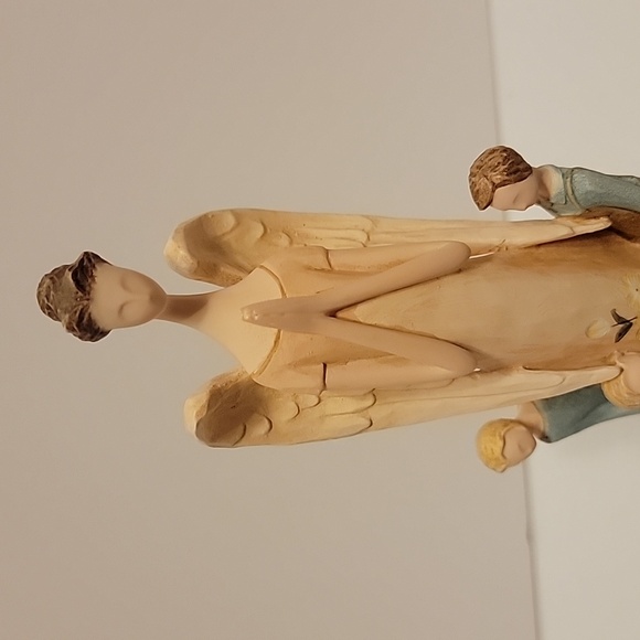 Edens Angel Figure - Picture 2 of 7